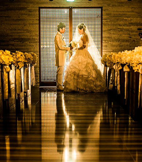 チャペル結婚式で生演奏は心に響きます 結婚写真 フォトウェディング